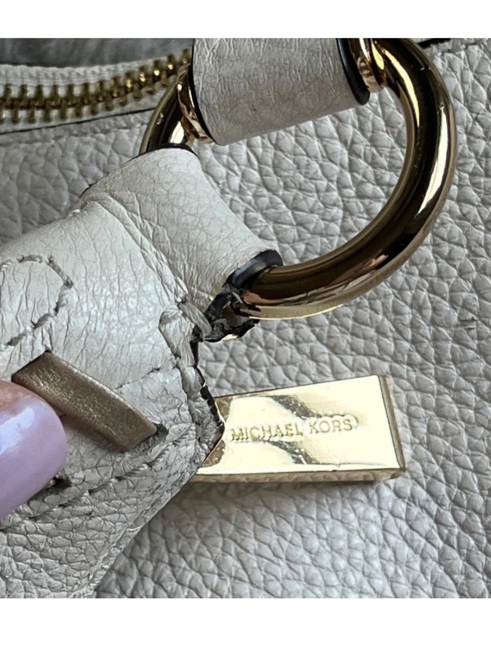 Michael Kors Cream Hobo Bag with Gold Accents - Picture 5 of 14